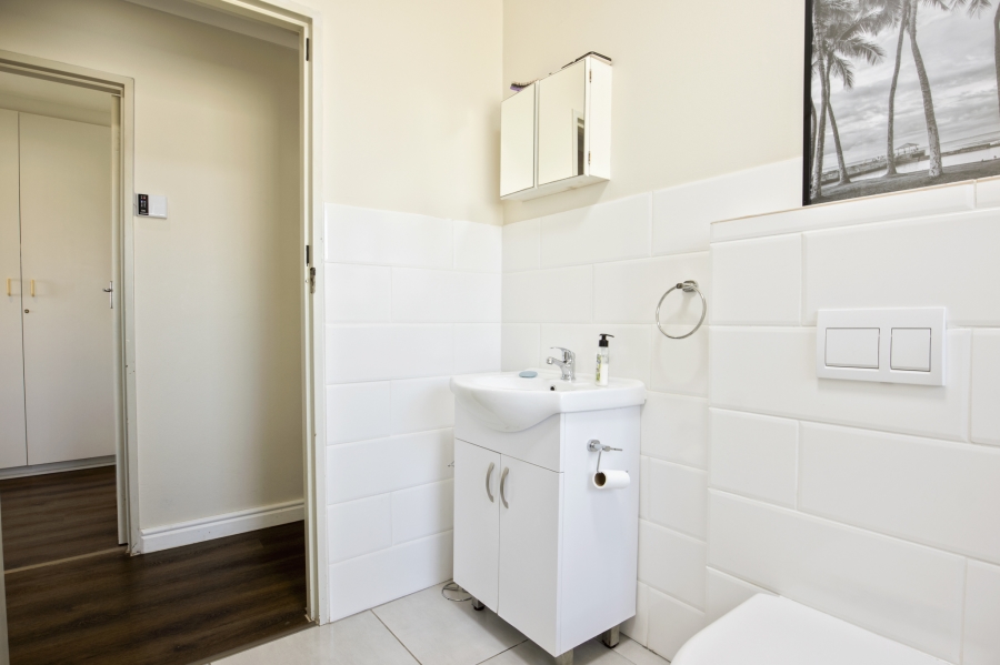 3 Bedroom Property for Sale in Sunningdale Western Cape